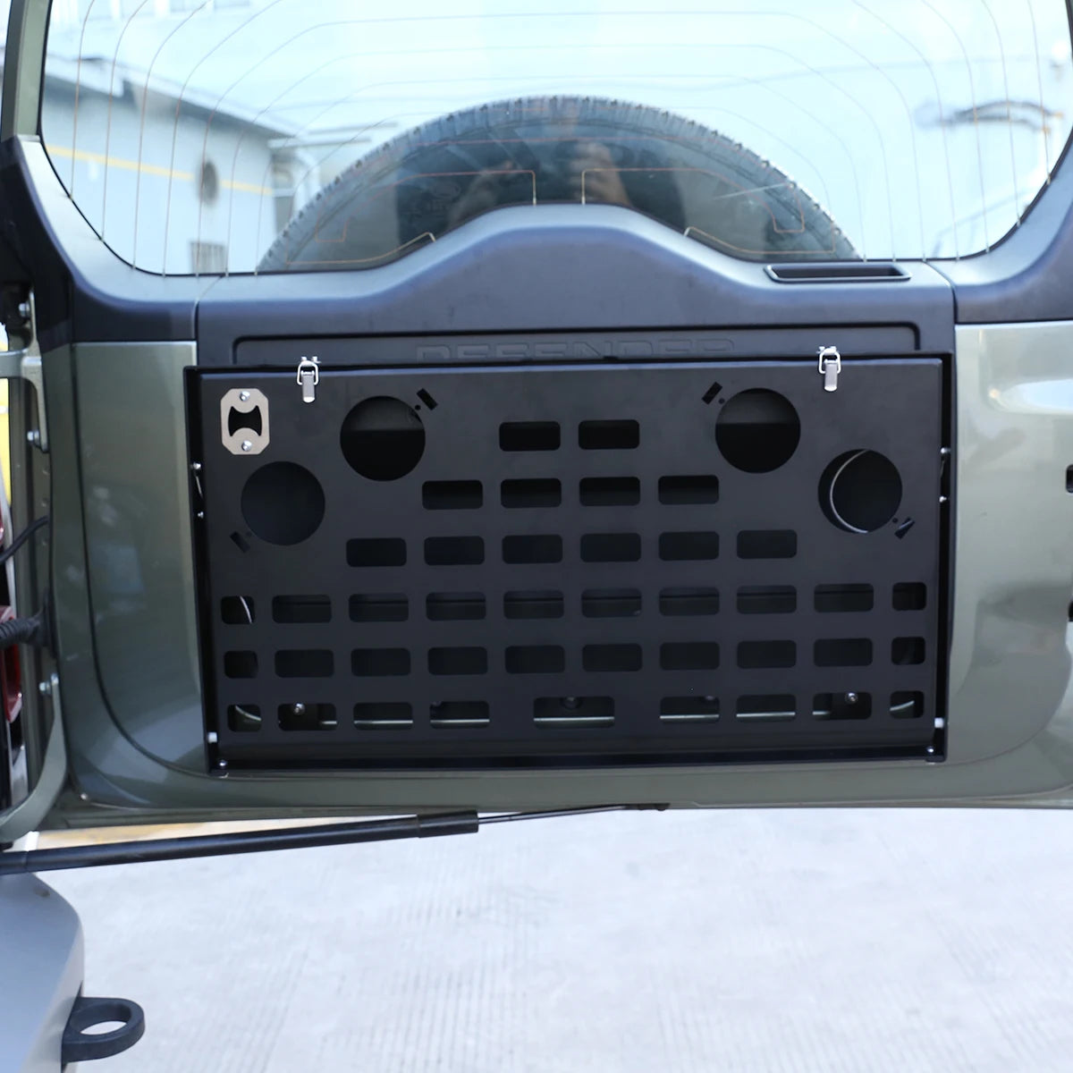 S828ef8284ac54332b6f94bcfa09aaae93