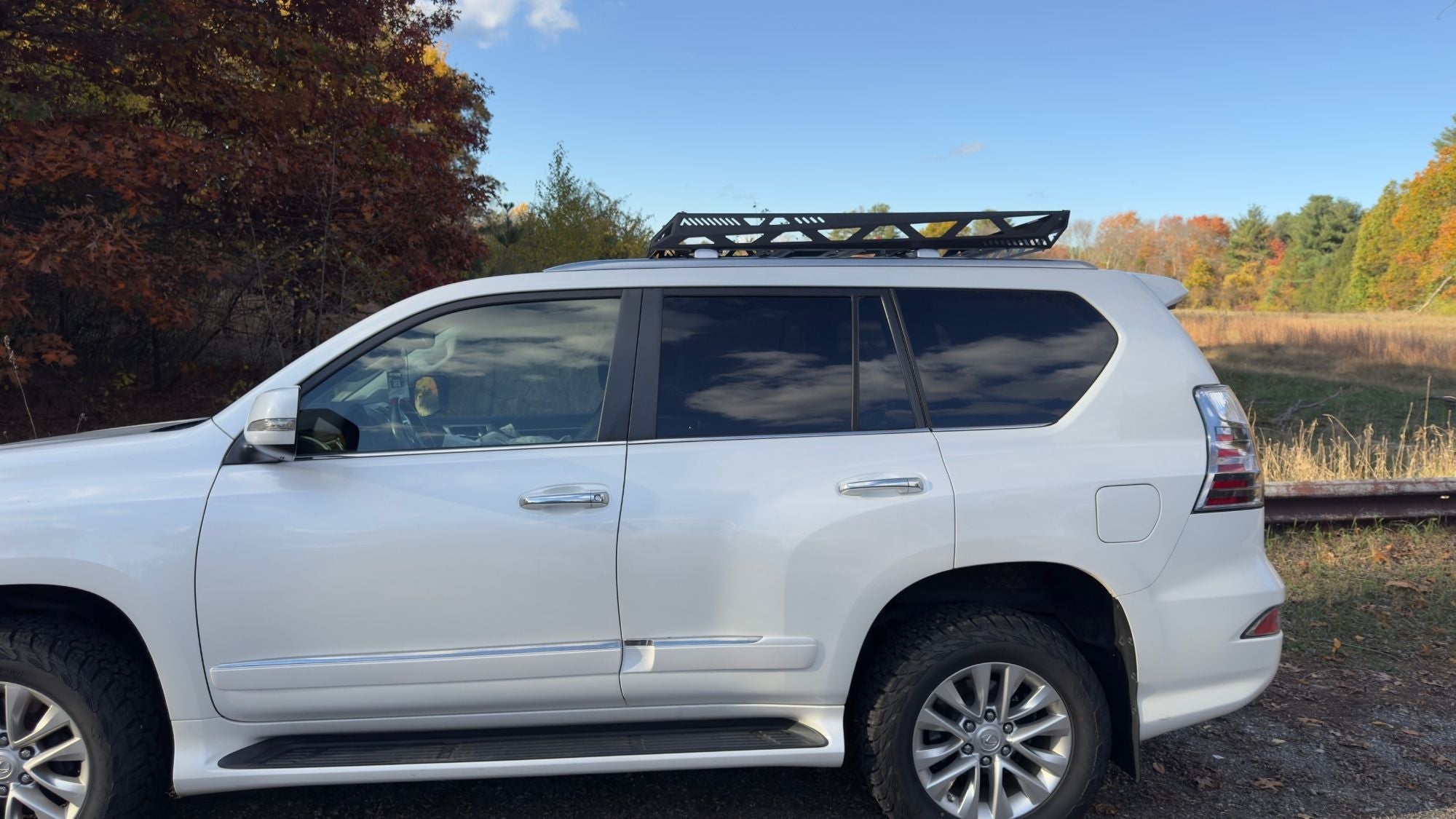 Universal Large Roof Rack Cargo Basket 57"x43"x7" – 250lb Capacity Heavy-Duty Steel Car Top Carrier with Cargo Net, 150 lbs Capacity